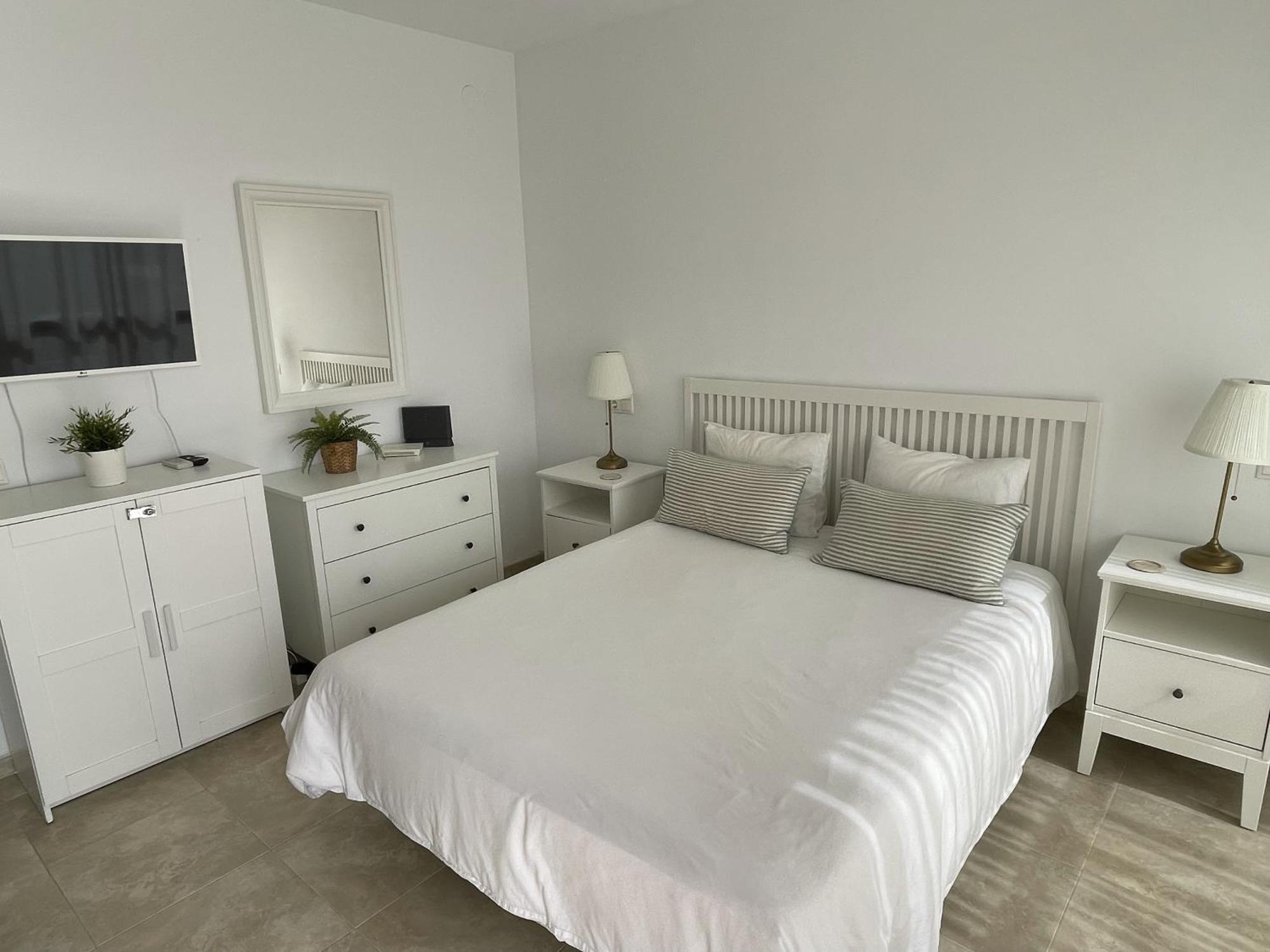 Estudio Con Insuperables Vistas Al Mar: Aparcamiento Marbella Bagian luar foto