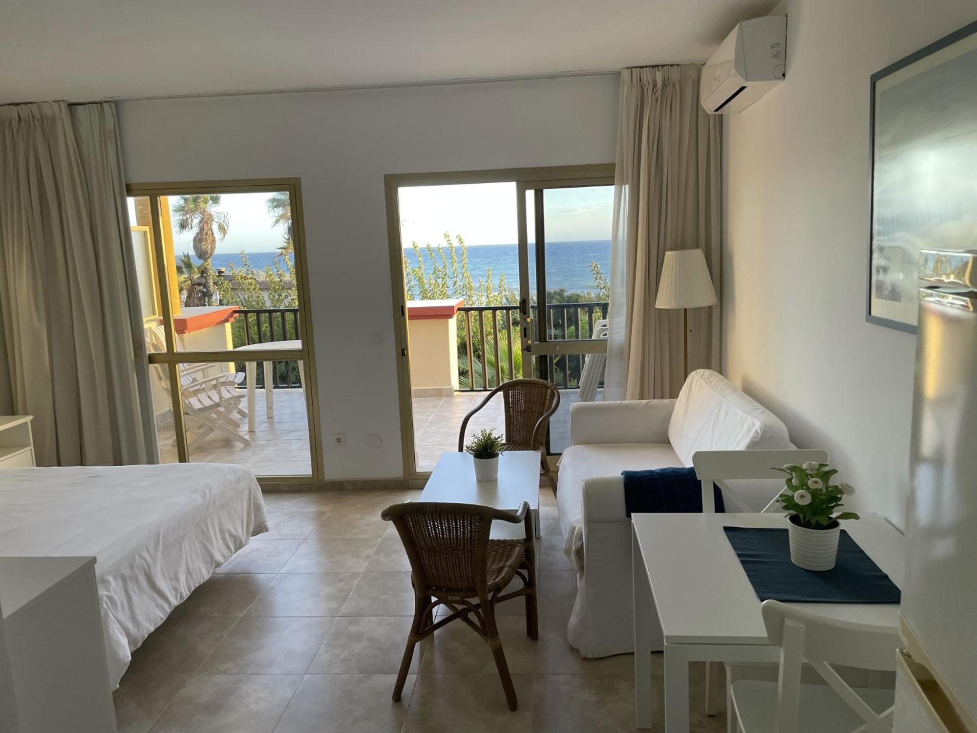 Estudio Con Insuperables Vistas Al Mar: Aparcamiento Marbella Bagian luar foto