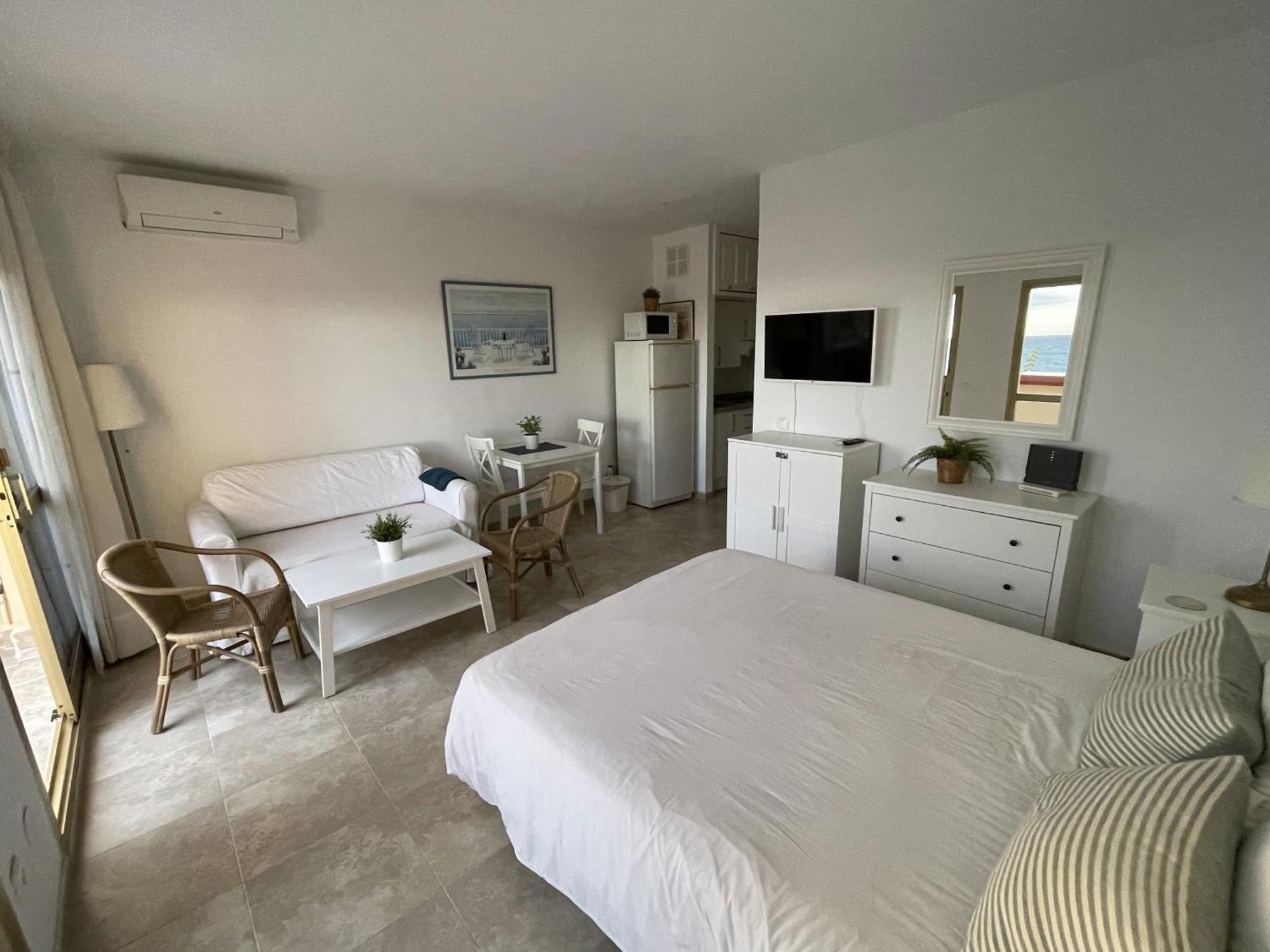 Estudio Con Insuperables Vistas Al Mar: Aparcamiento Marbella Bagian luar foto