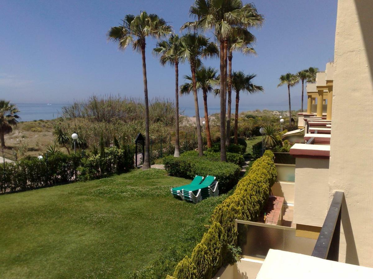 Estudio Con Insuperables Vistas Al Mar: Aparcamiento Marbella Bagian luar foto