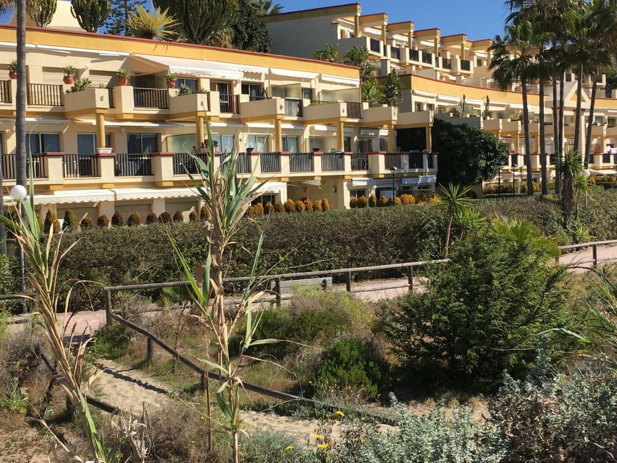 Estudio Con Insuperables Vistas Al Mar: Aparcamiento Marbella Bagian luar foto